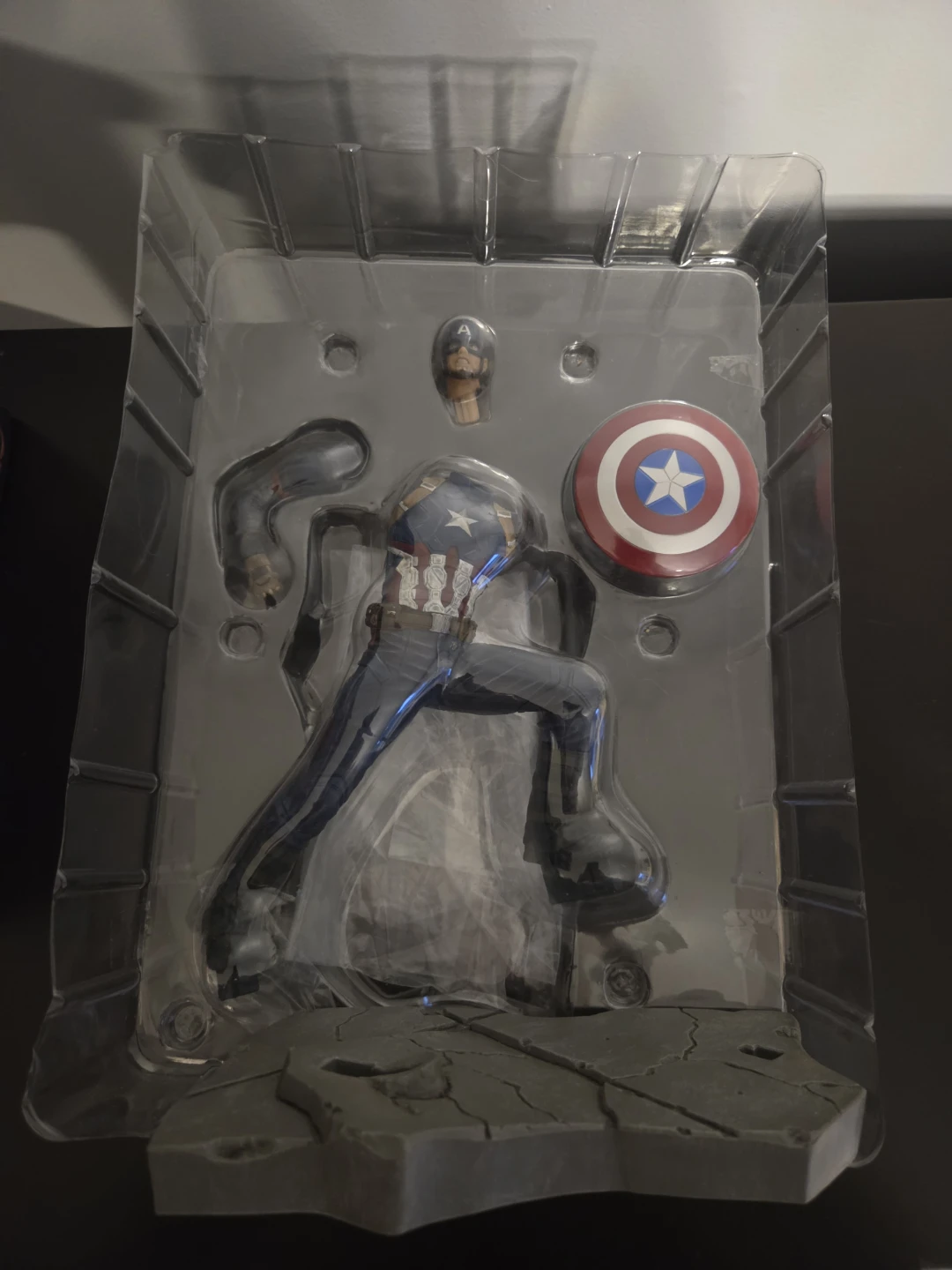 ARTFX+ Captain America Civil War Statue - photo 2