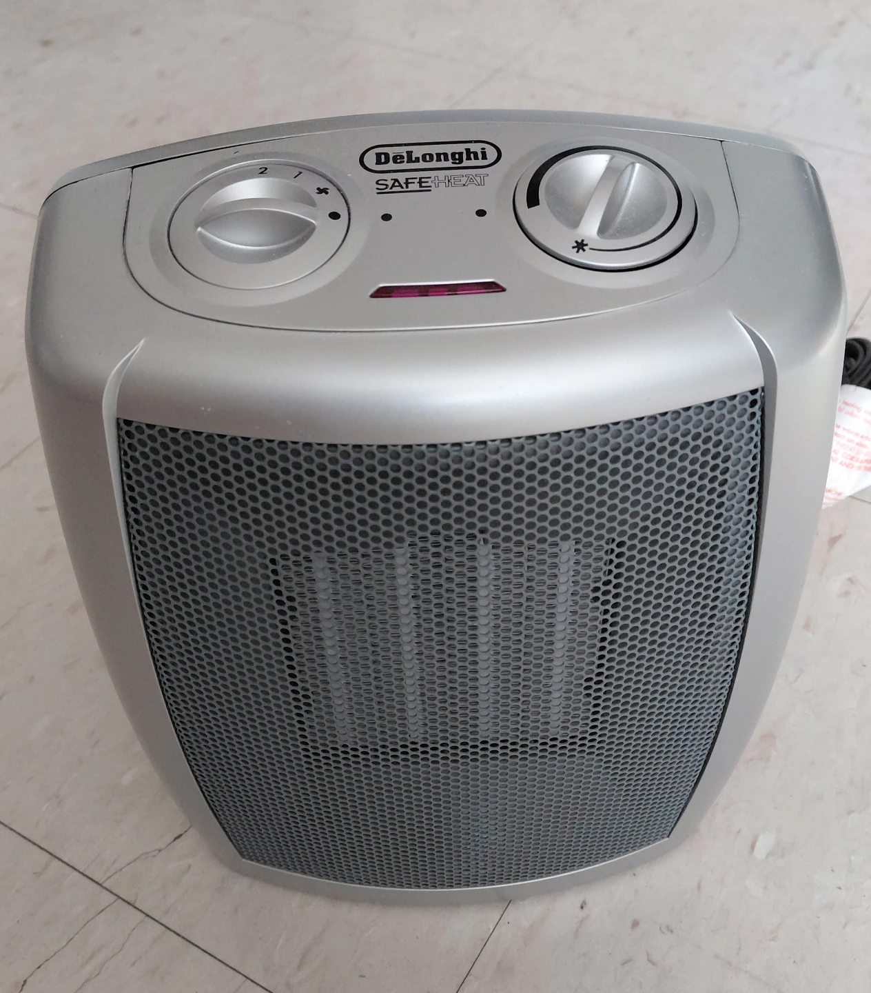 DeLonghi SafeHeat Electric Heater