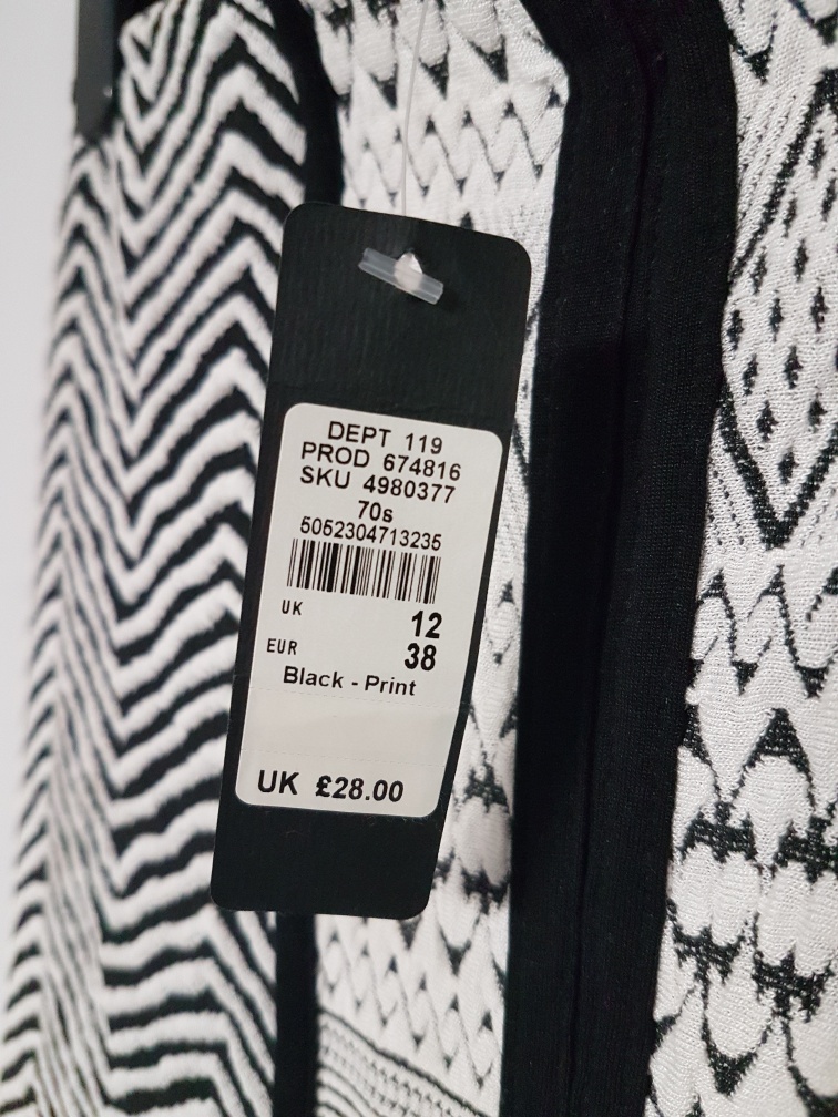 River Island Black & White Patterned Pencil Skirt - Size 12 - photo 4