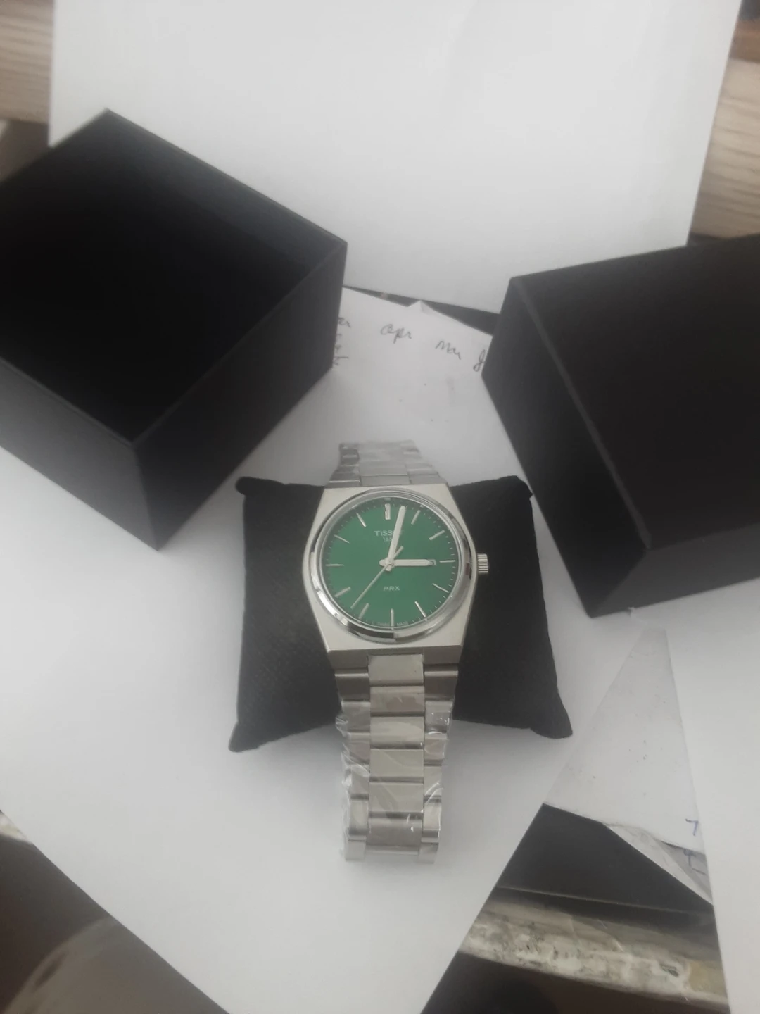Mens  Tissot wrist watch, never used boxed - photo 3