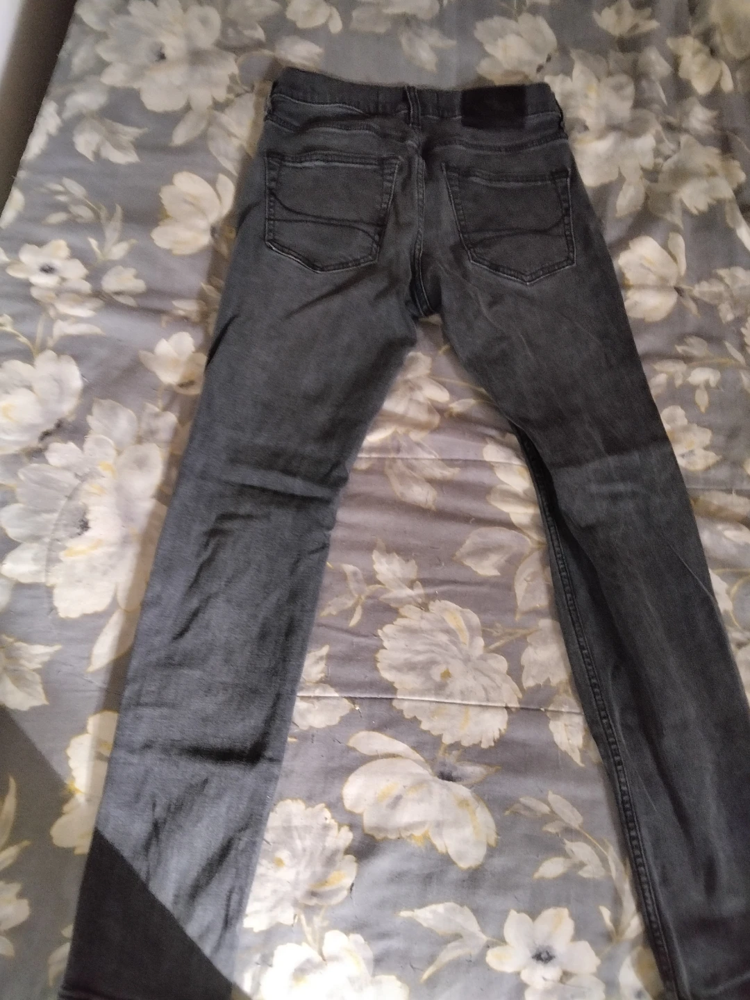 Hollister women Jeans W28 L30 Grey Distressed - photo 2