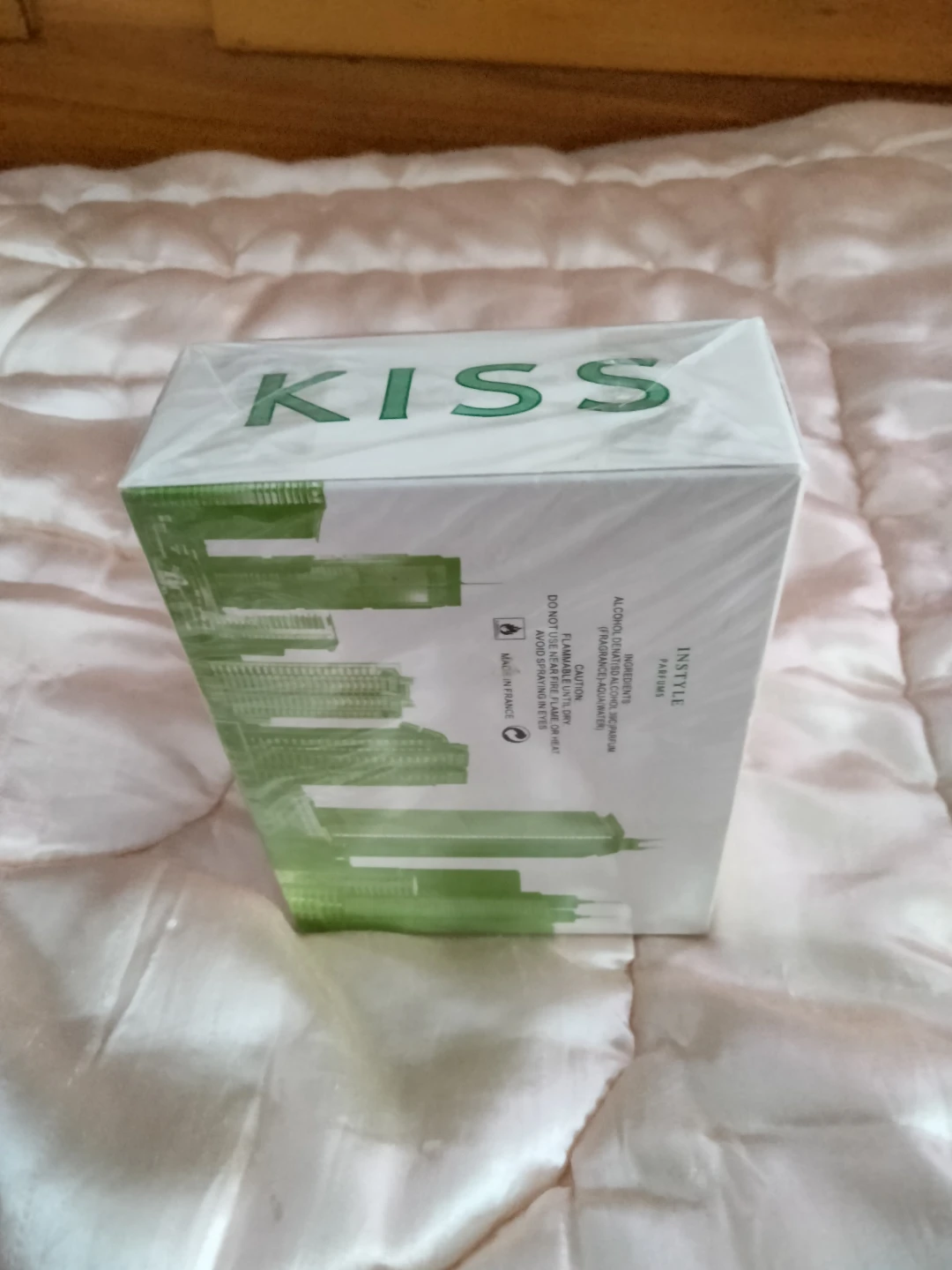 Sex in The City KISS Perfume - photo 2