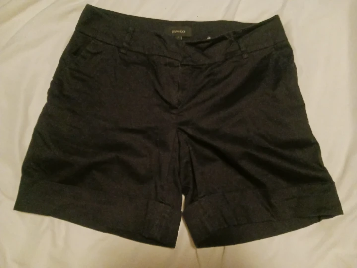 RW&CO Black Dress Shorts Size 6