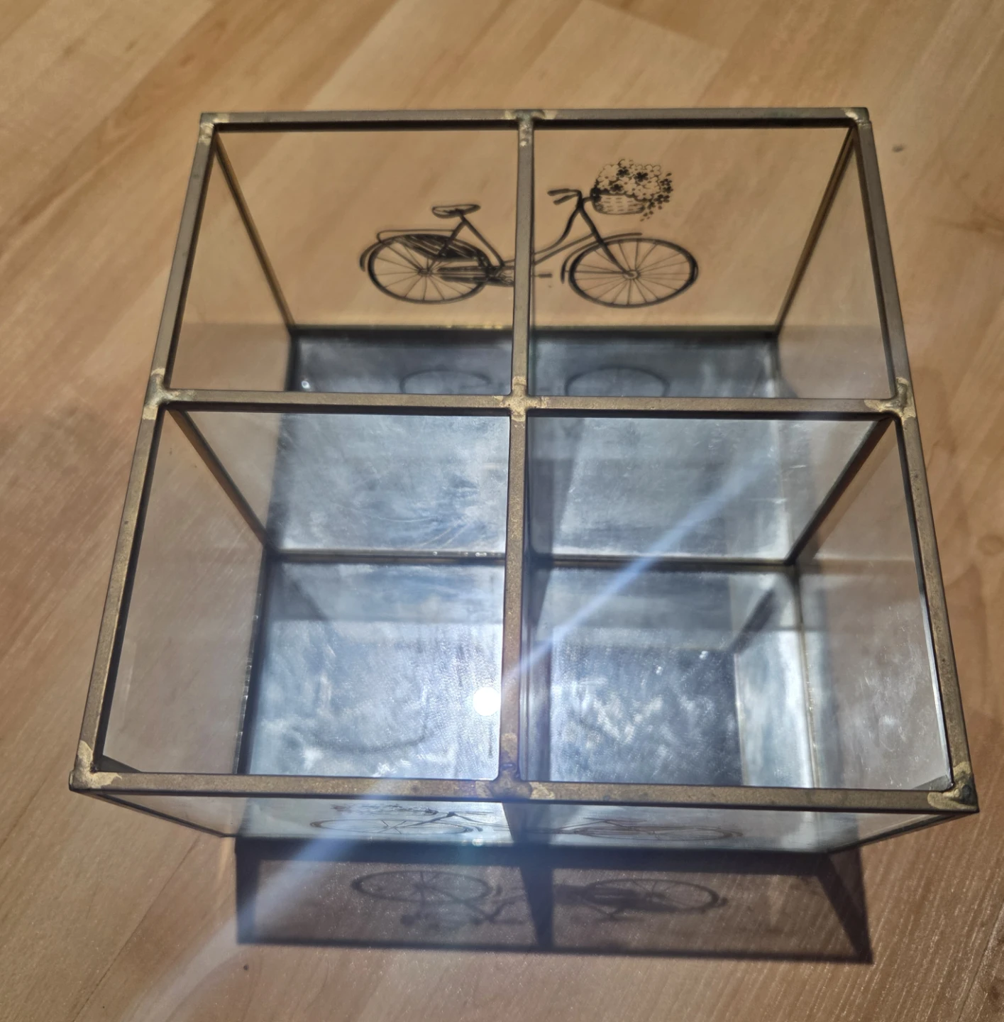 Rotating make up organizer