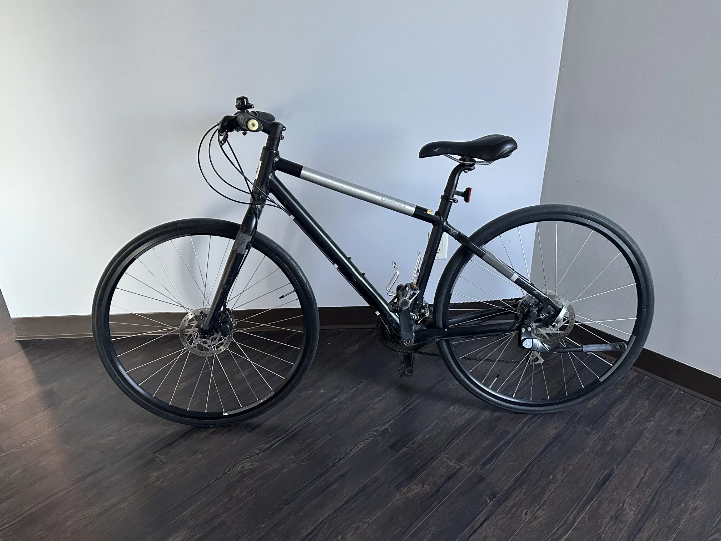 Giant Seek 2 Hybrid Bike - photo 2