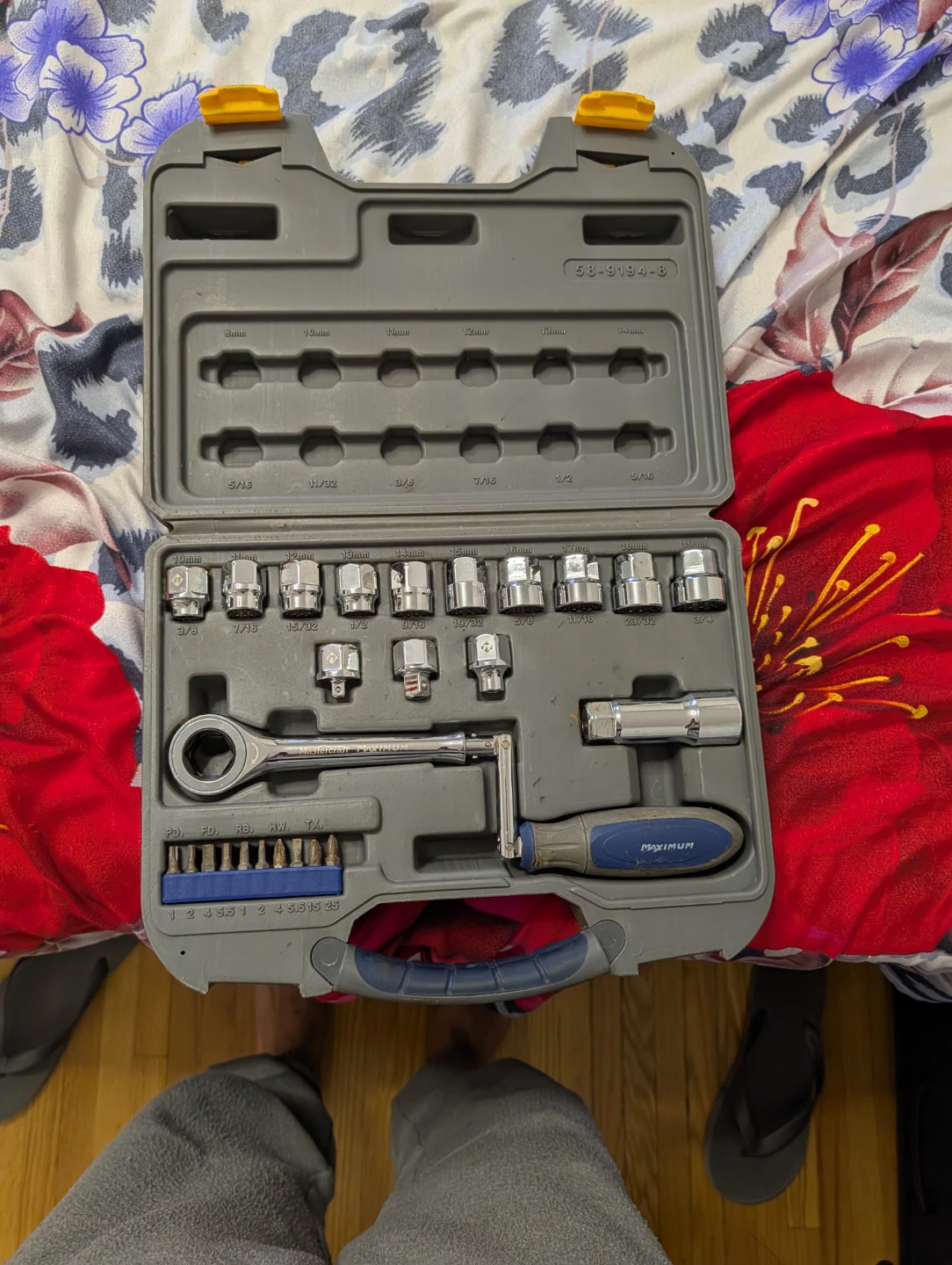 25 piece Maximum Socket Set Tool Kit