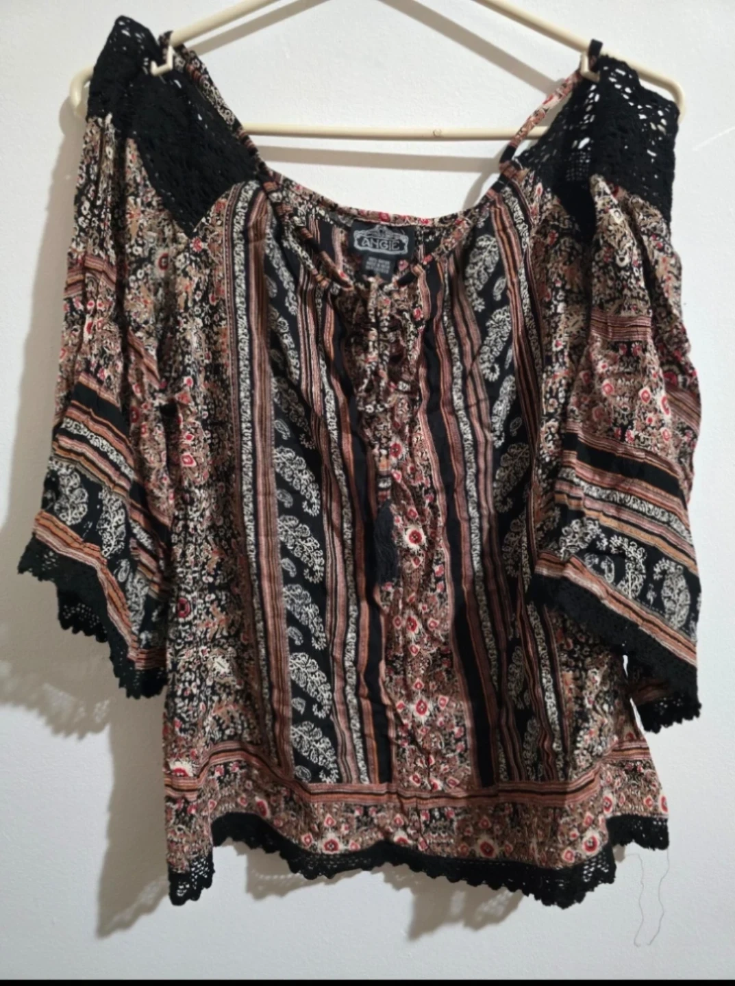 Posted 01/15/26  Angie Bohemian Print  Blouse -- Size Medium in - photo 3