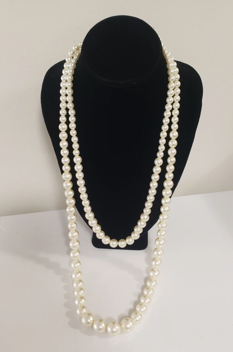 Like new Womens Vintage Faux Pearl Necklace - photo 2
