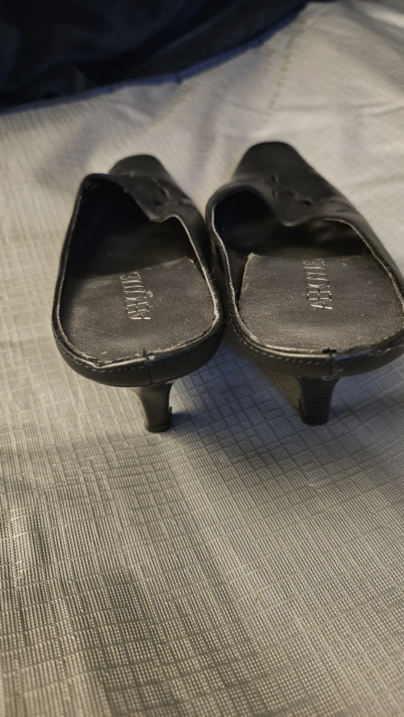 Aerosoles Black Leather Mules Size 8 - photo 2