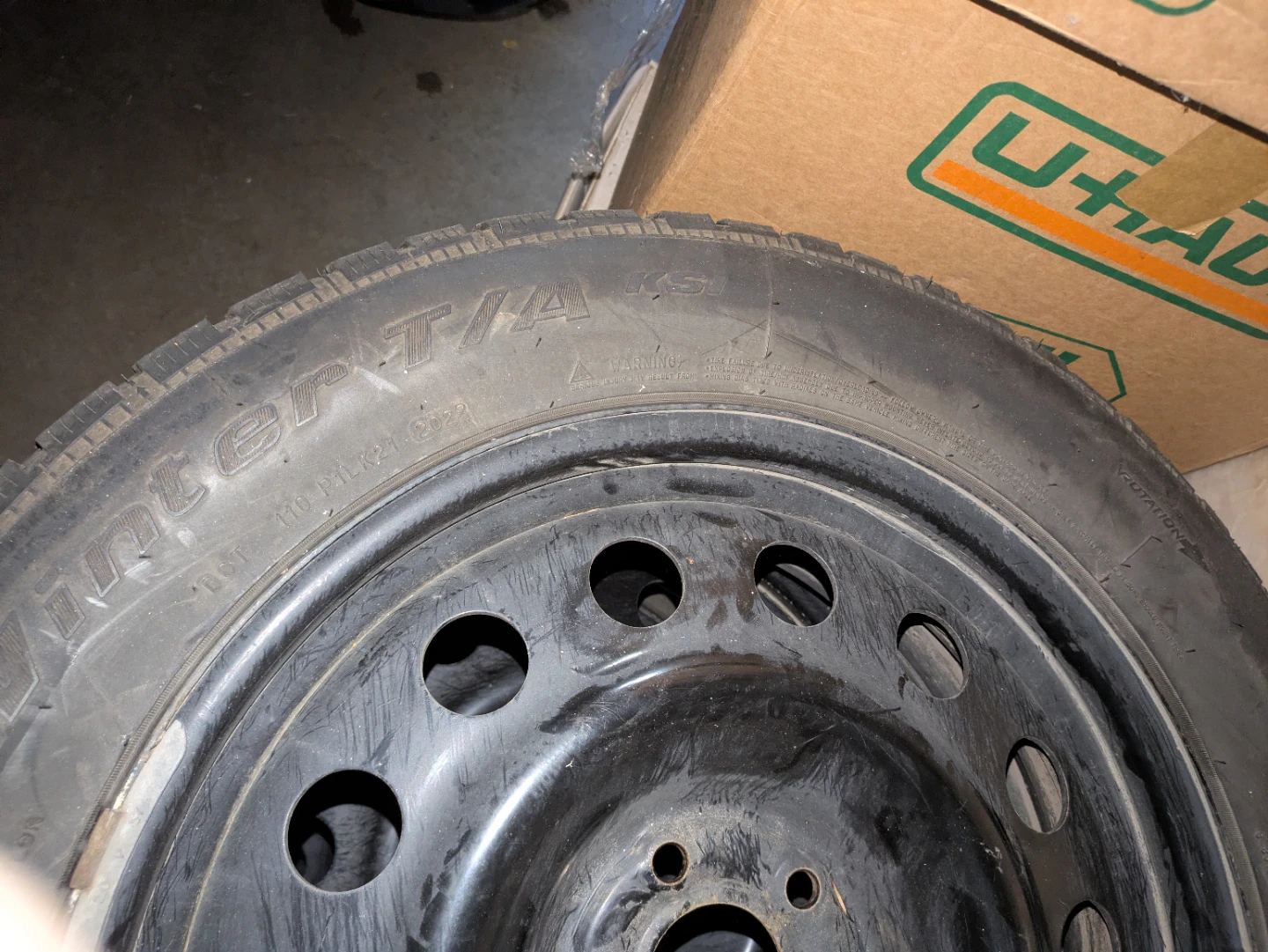 4x Nearly Brand New 245/55 R19 Winter tires on steel rims - photo 2