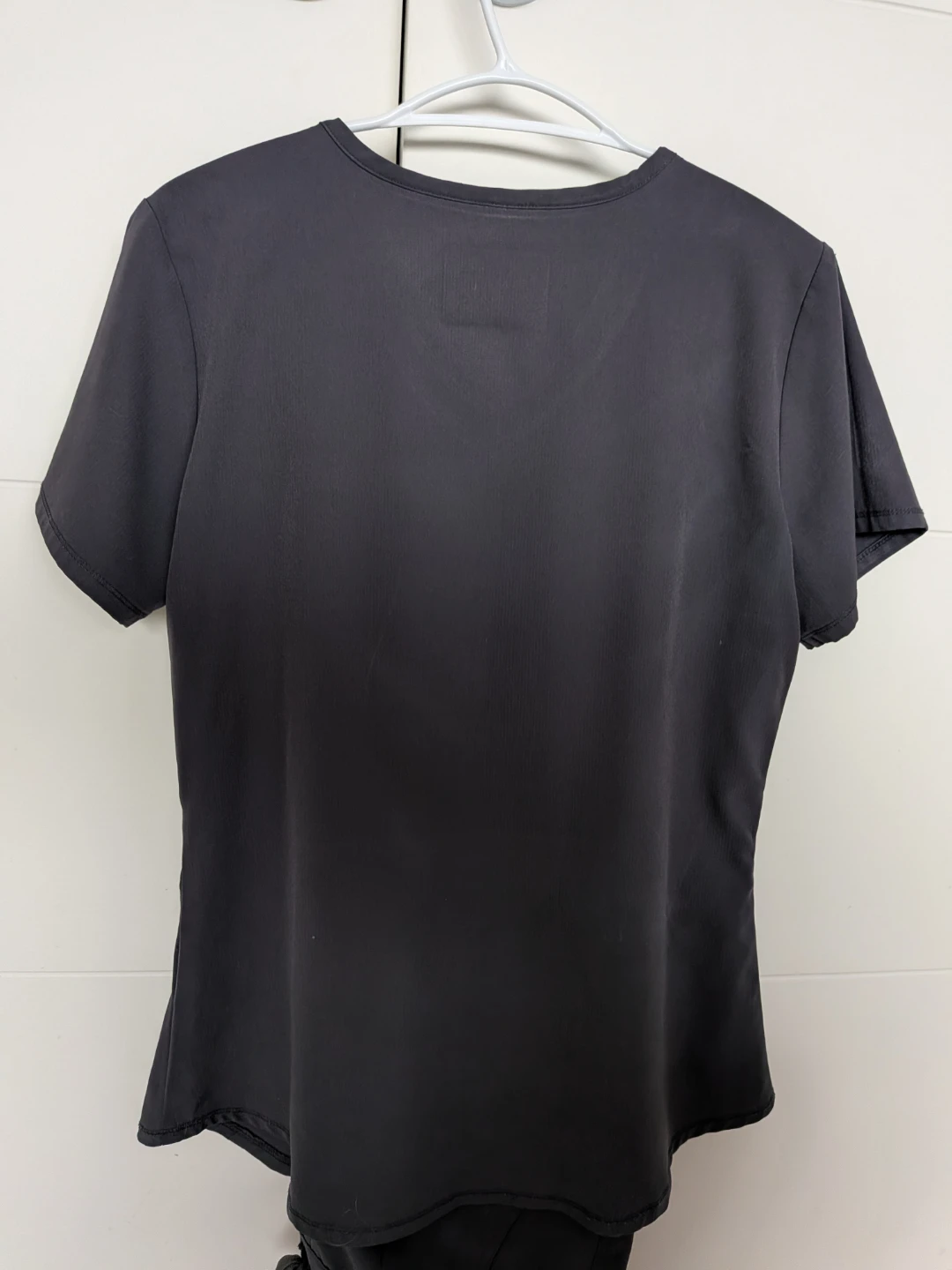 Skechers by Barco Women's Scrub Top and Pants Set - Size S - photo 2