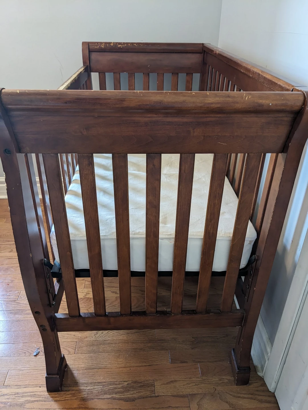 Wooden Baby Crib - photo 2