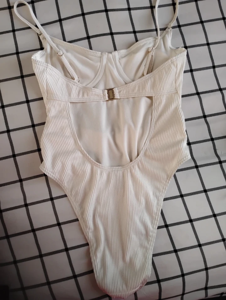 White Ribbed Swimsuit Size US 6 - photo 2