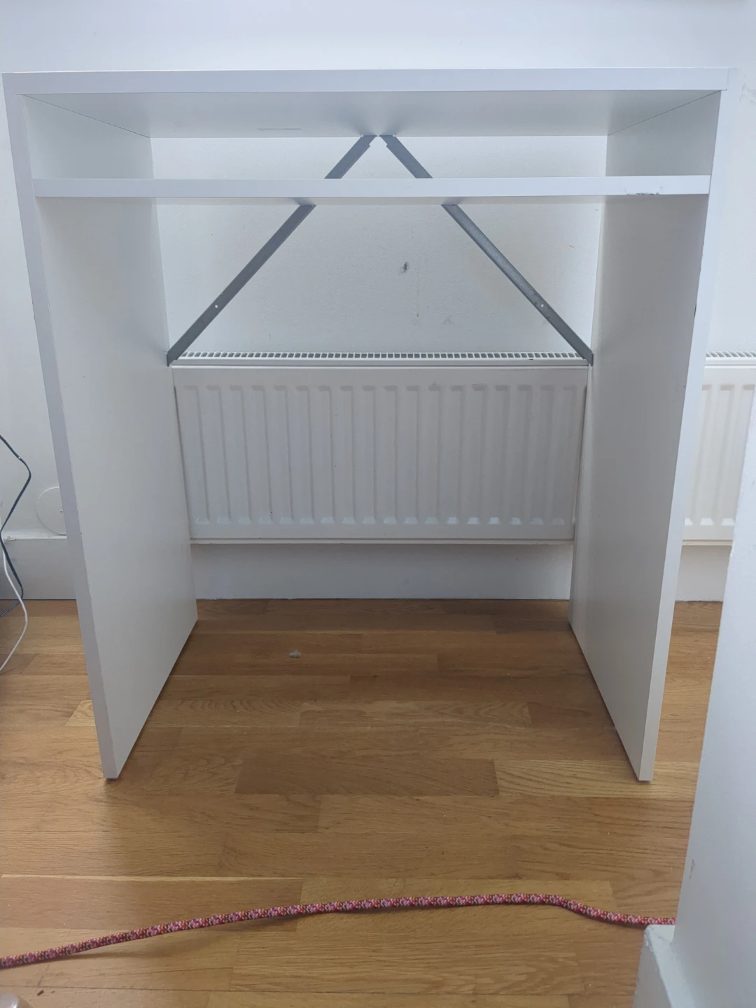 IKEA MICKE Desk - White - photo 2