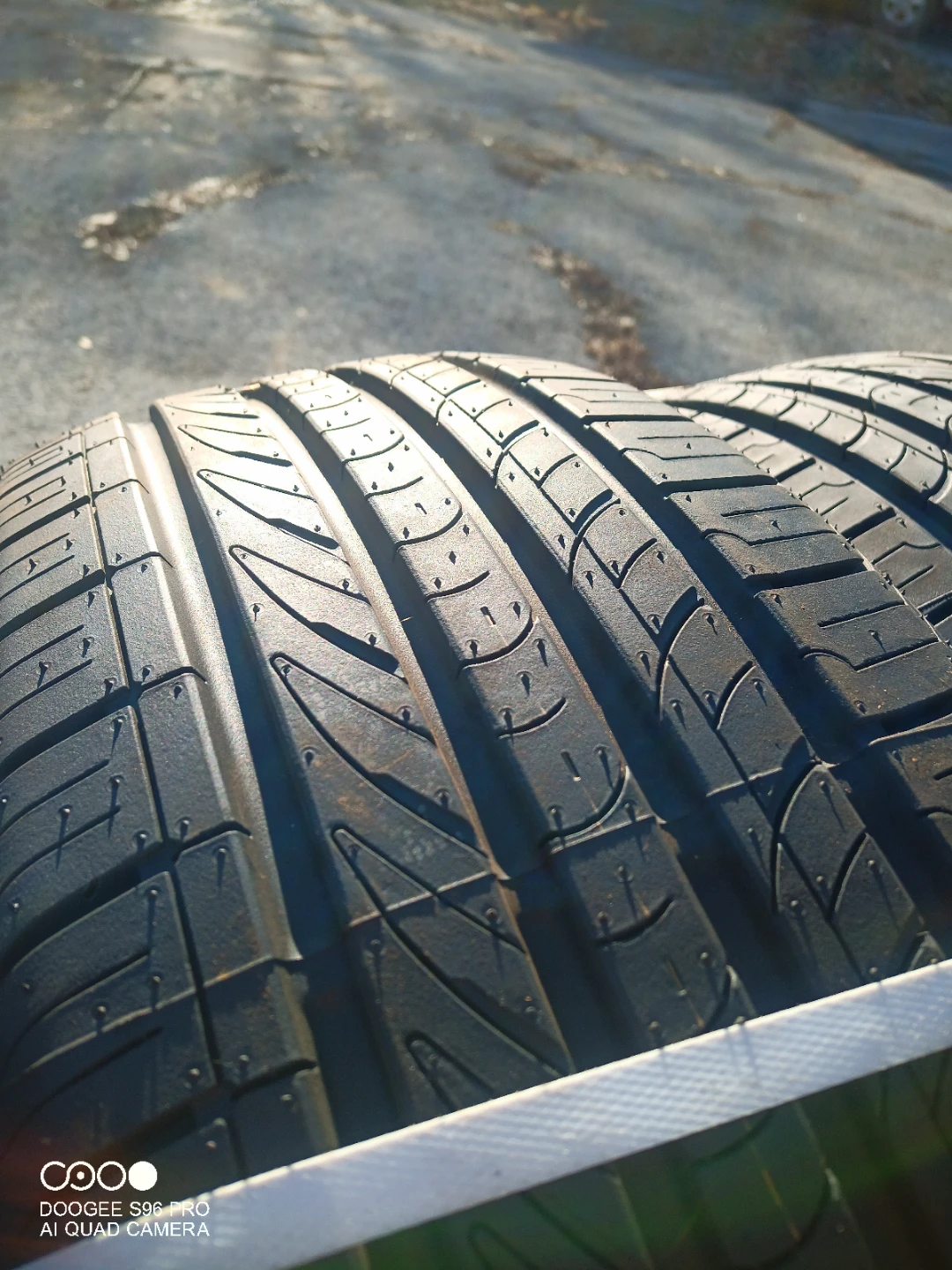 SOLAR 4XS+ 225/55R17 97V Tires (Set of 4) - photo 2