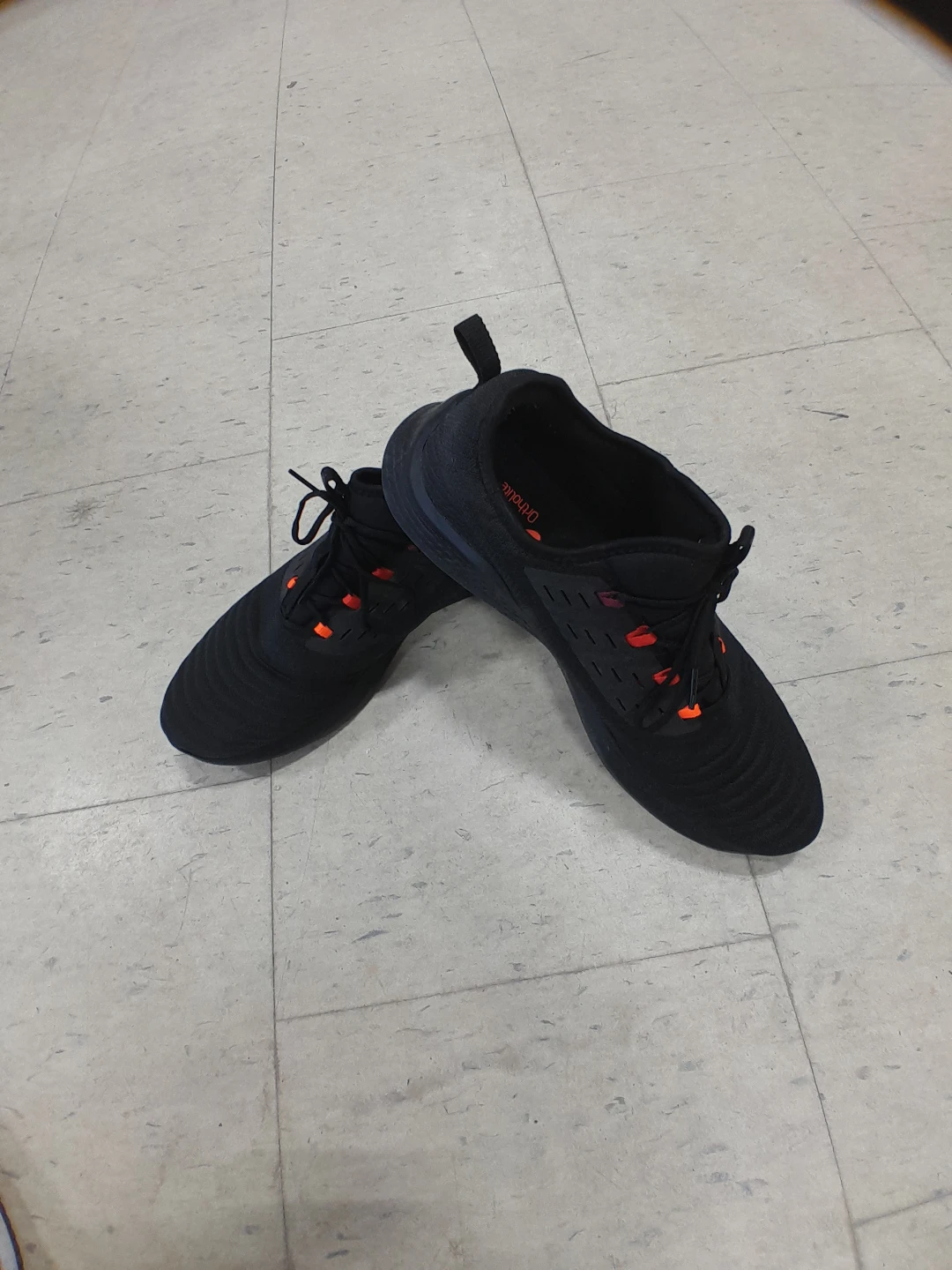 ASICS Black Running Shoes with Orange Accents Men's Size 14 - photo 3