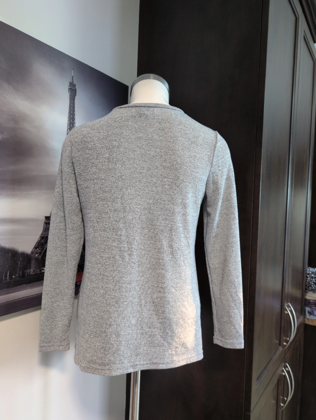 La Madona Grey Eiffel Tower & Flower Print Long Sleeve Top - XS - photo 4