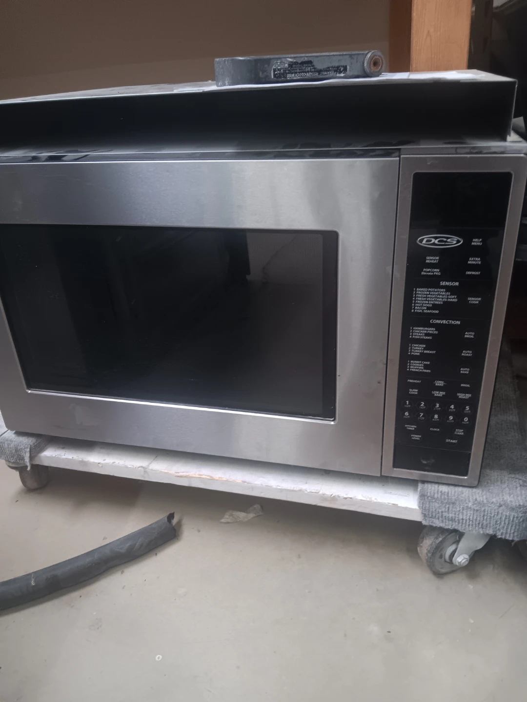 DCS Microwave Oven mo-24ss