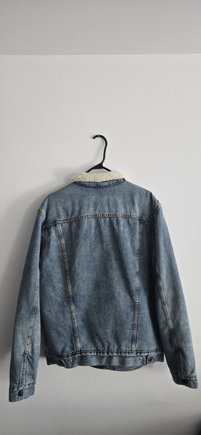 Levi's Sherpa Lined Denim Jacket - Size L - photo 2
