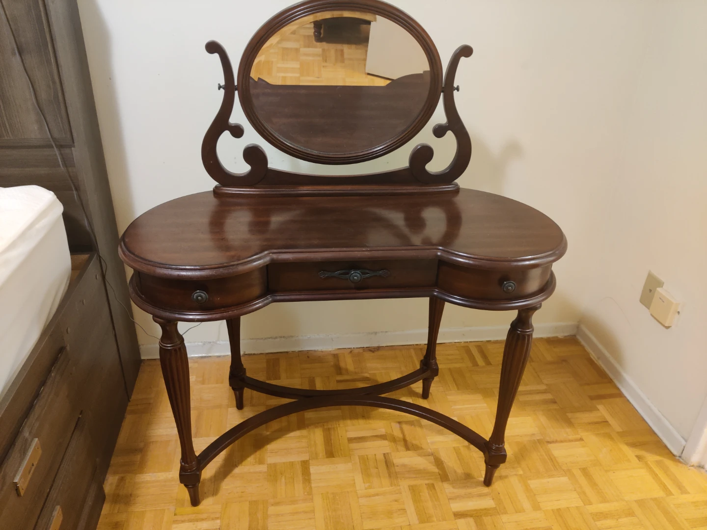 Solid Wood Dressing Table with Mirror - photo 3