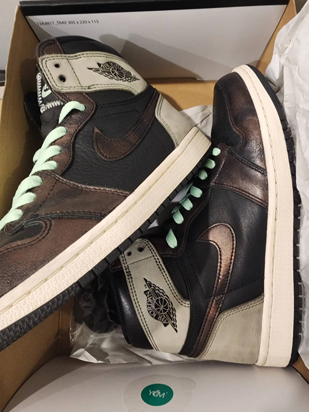 Pre owned/used Nike Air Jordan 1 High Retro OG Shoes - Patina