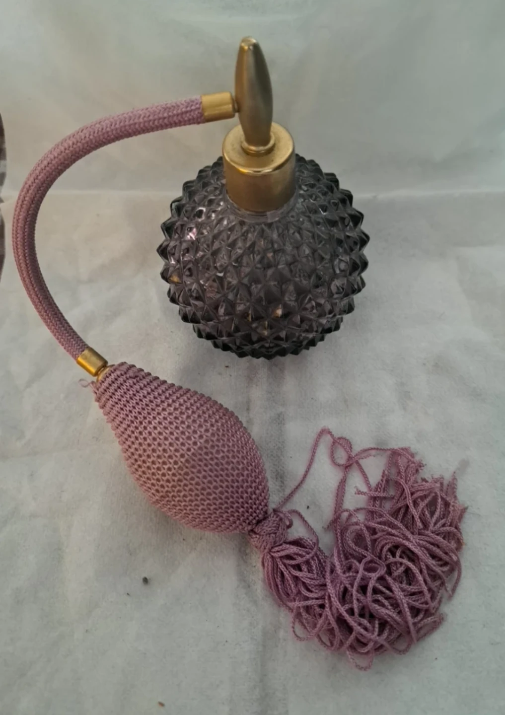 Vintage Glass Perfume Atomizer with Tassel - photo 2