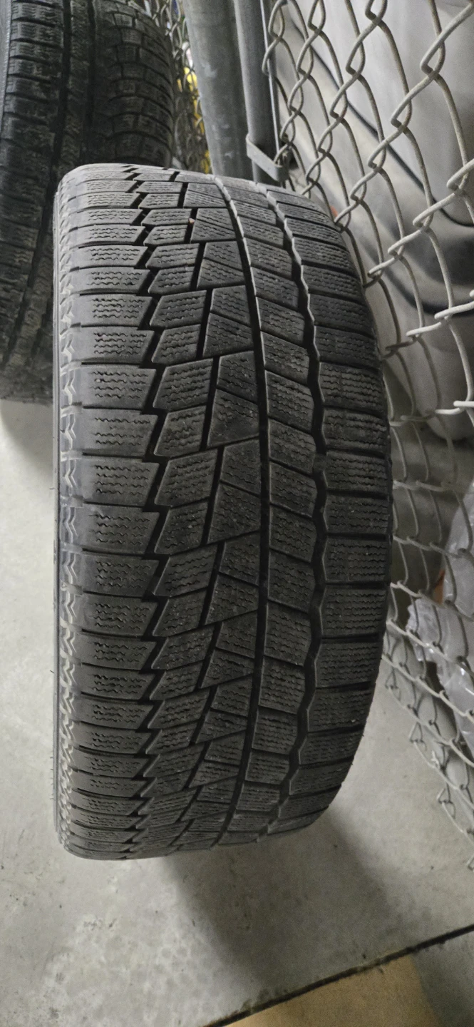 MAXXIS ARCTREKK 225/45R18 95S Winter Tire - photo 2