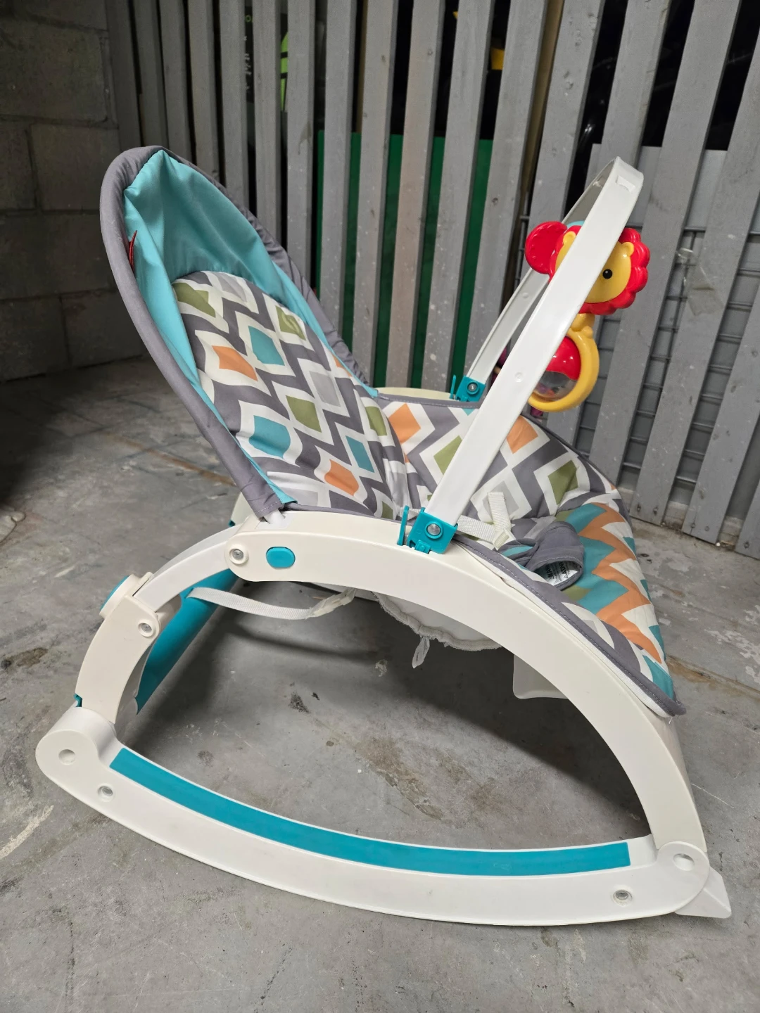 Fisher-Price Baby Rocker Seat🧡 - photo 2