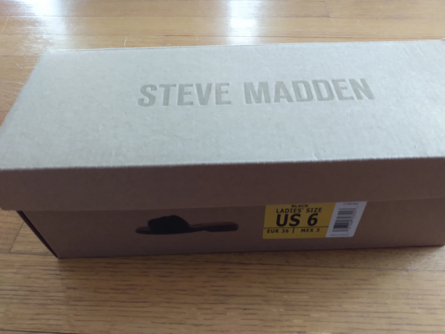 Steve Madden Women's Slides - Black - Size 6