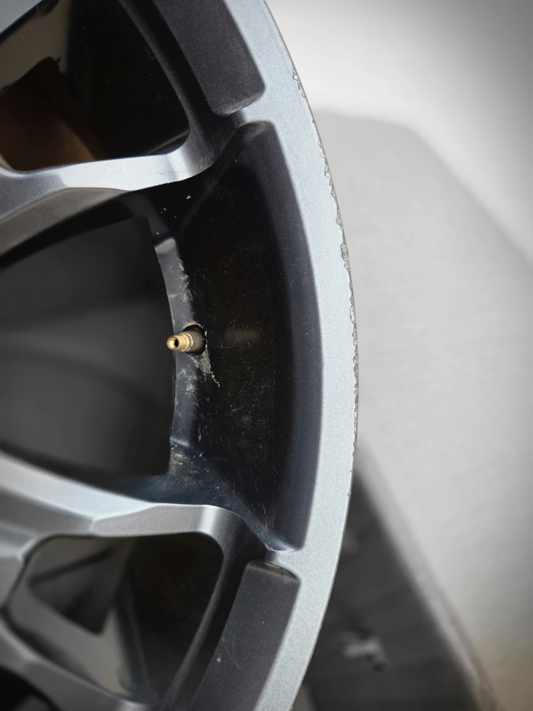 Black Iron Gambler alloys set of 4, 20" - photo 2