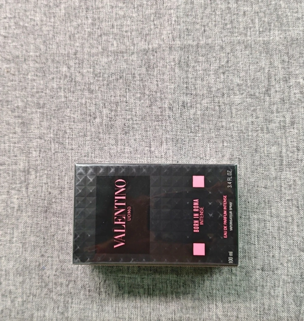Valentino Uomo Born in Roma Intense Eau de Parfum for Men 100 mL