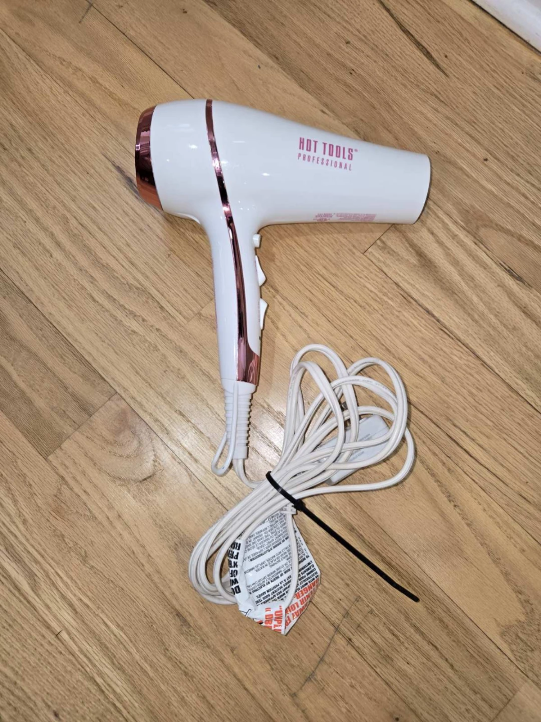 HOT TOOLS Professional Hair Dryer