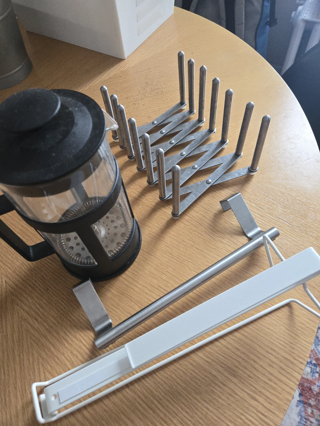 French press + kitchen items