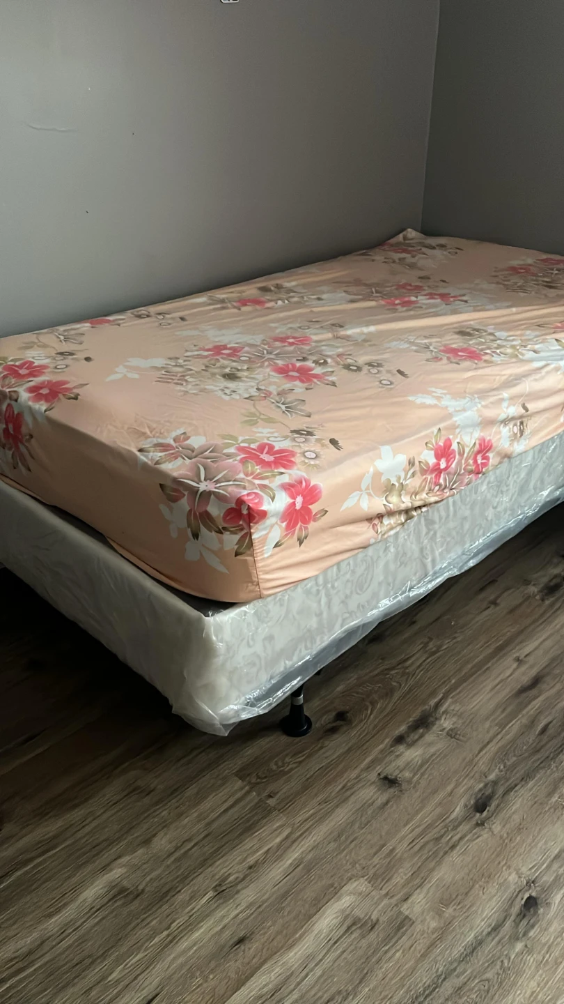 2 full single beds and one double bed are sold