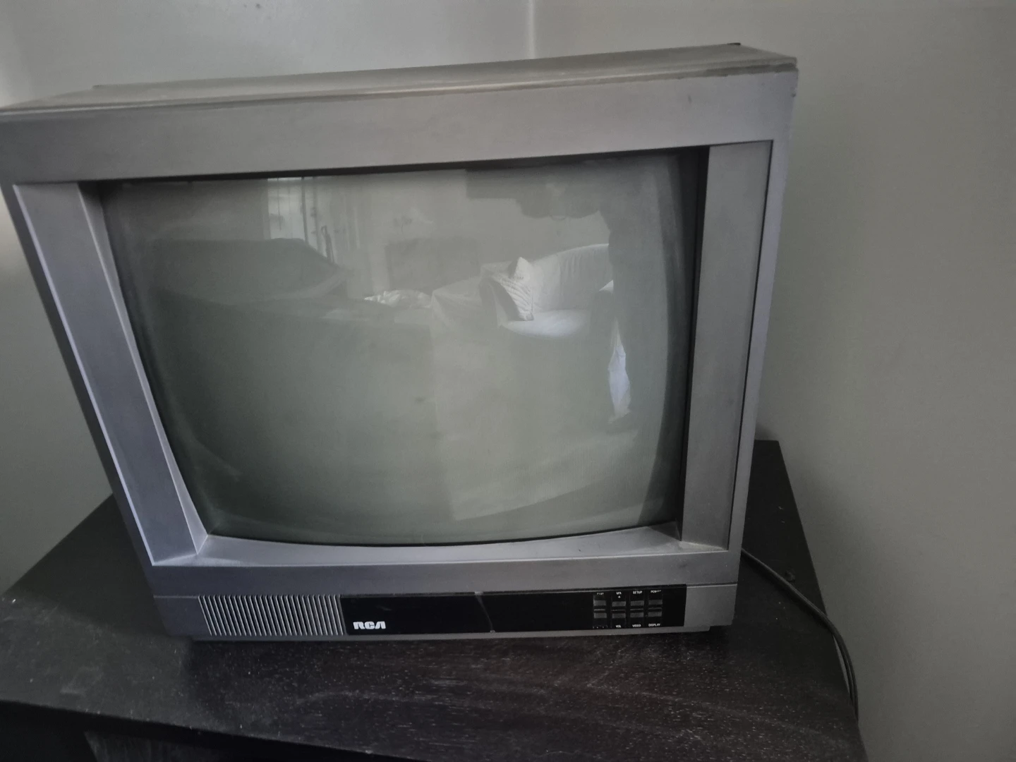 RCA Model X20134GS CRT Television