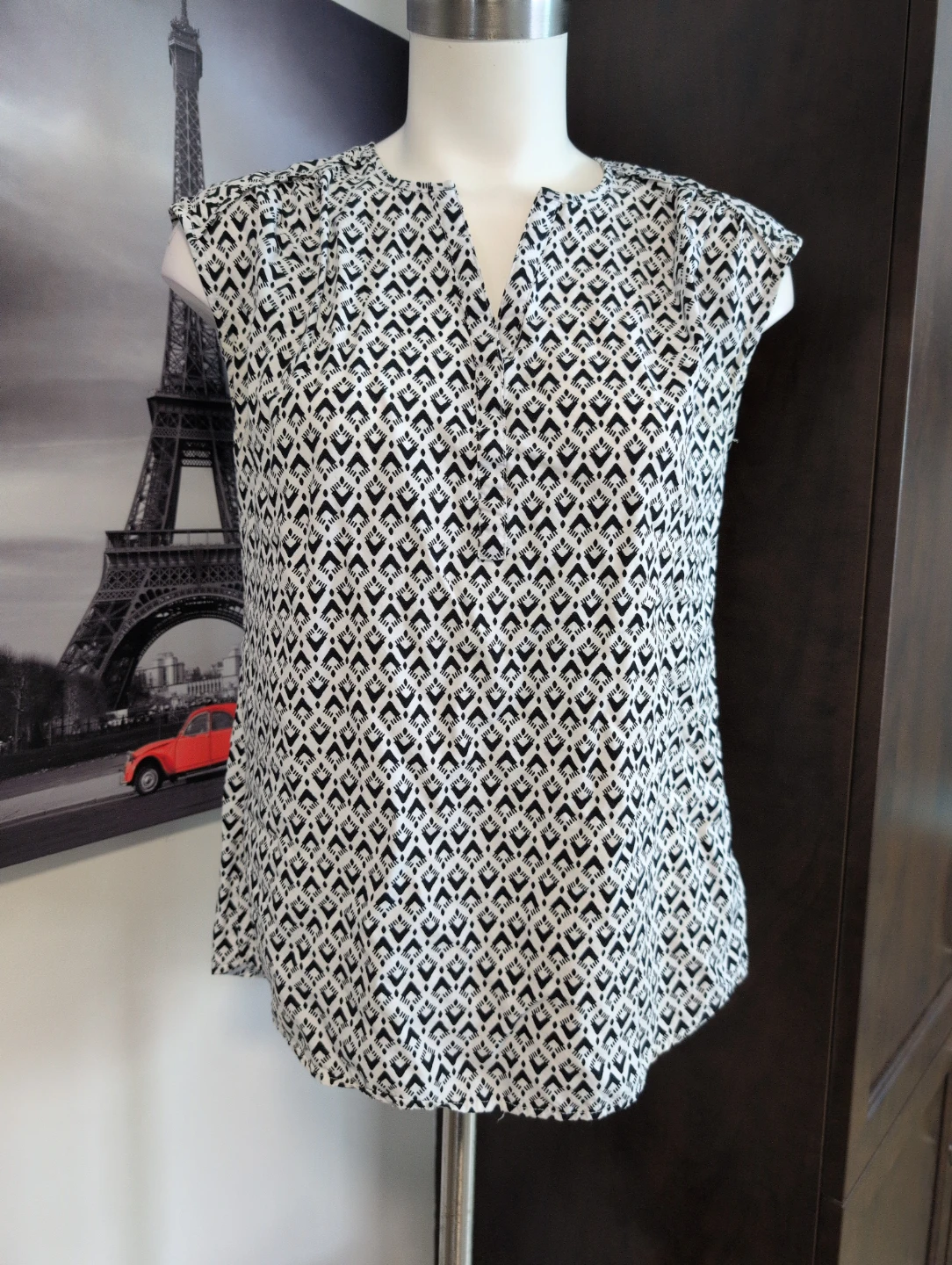 ORIGINAL Top - S/P - Black & White Pattern