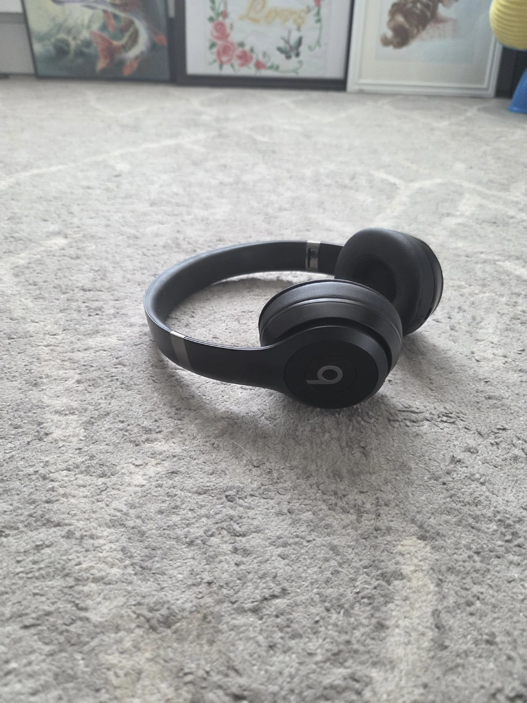 Beats Solo 4 Wireless Headphones - Black