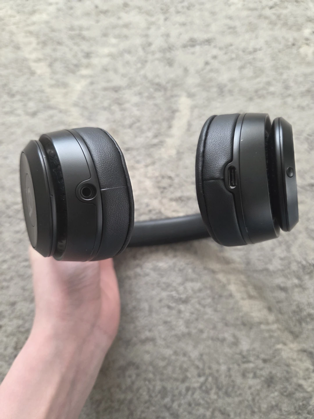 Beats Solo 4 Wireless Headphones - Black - photo 3