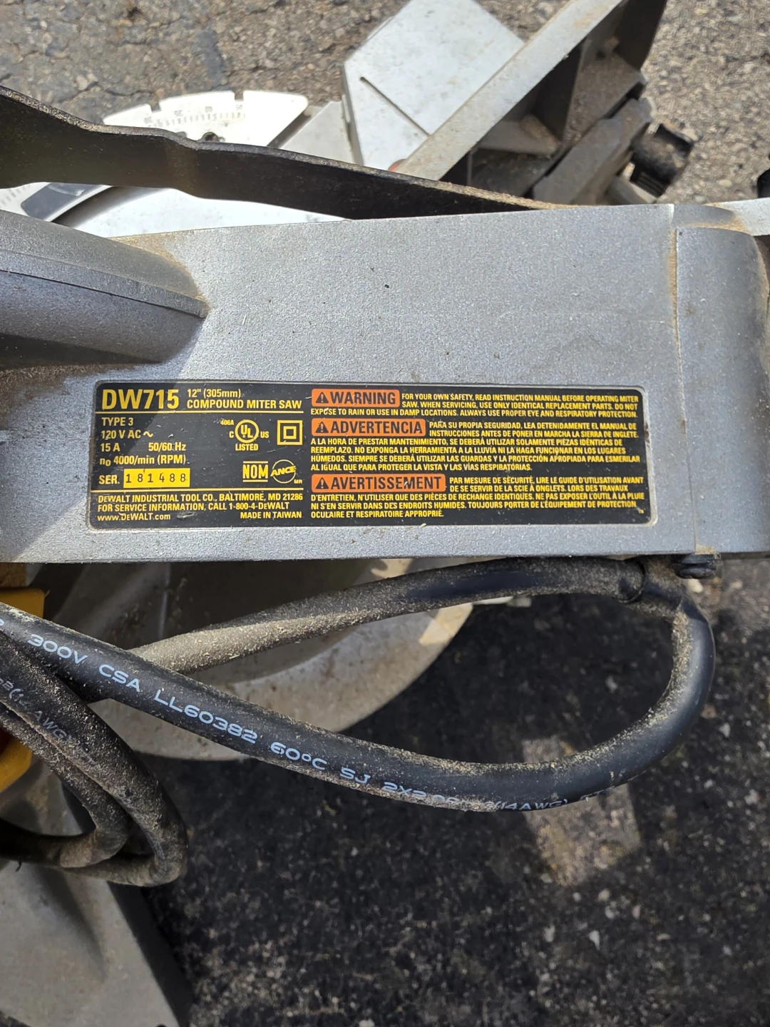 DeWalt DW715 12" Compound Miter Saw - photo 2