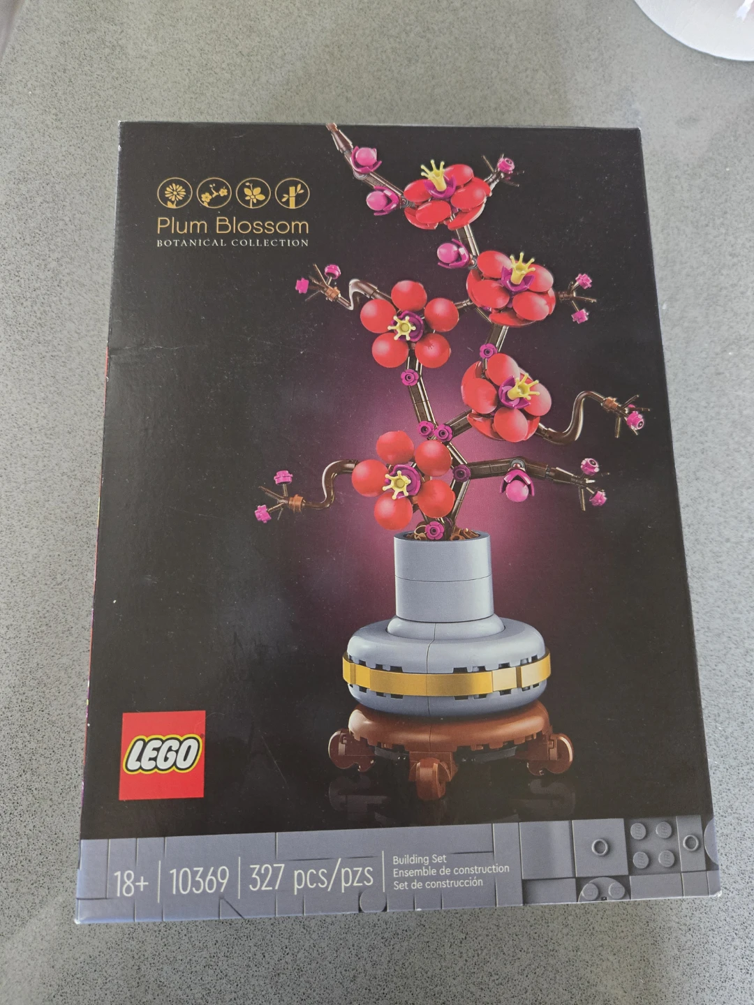 LEGO Plum Blossom Botanical Collection Building Set 10369 - photo 2