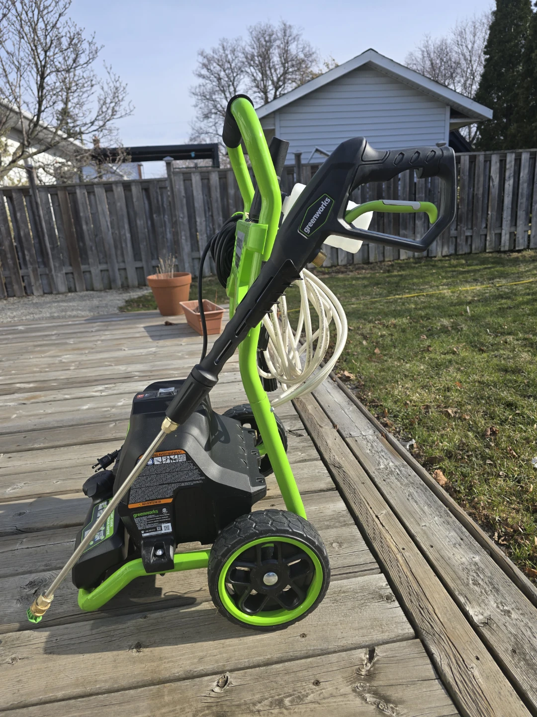 Greenworks 2100 PSI 1.2 GPM Electric Pressure Washer - photo 3