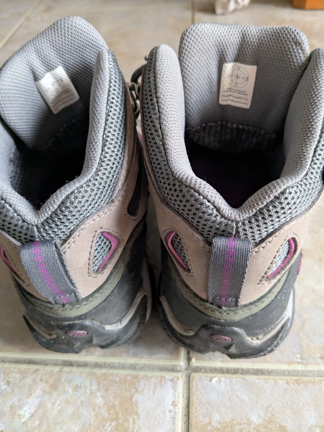 Oboz Women's Hiking Boots - photo 2