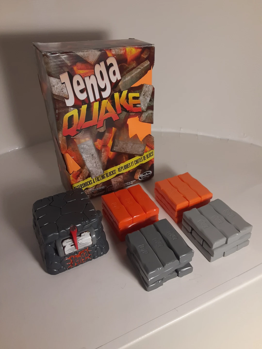 Jenga Quake | Party Game - photo 2