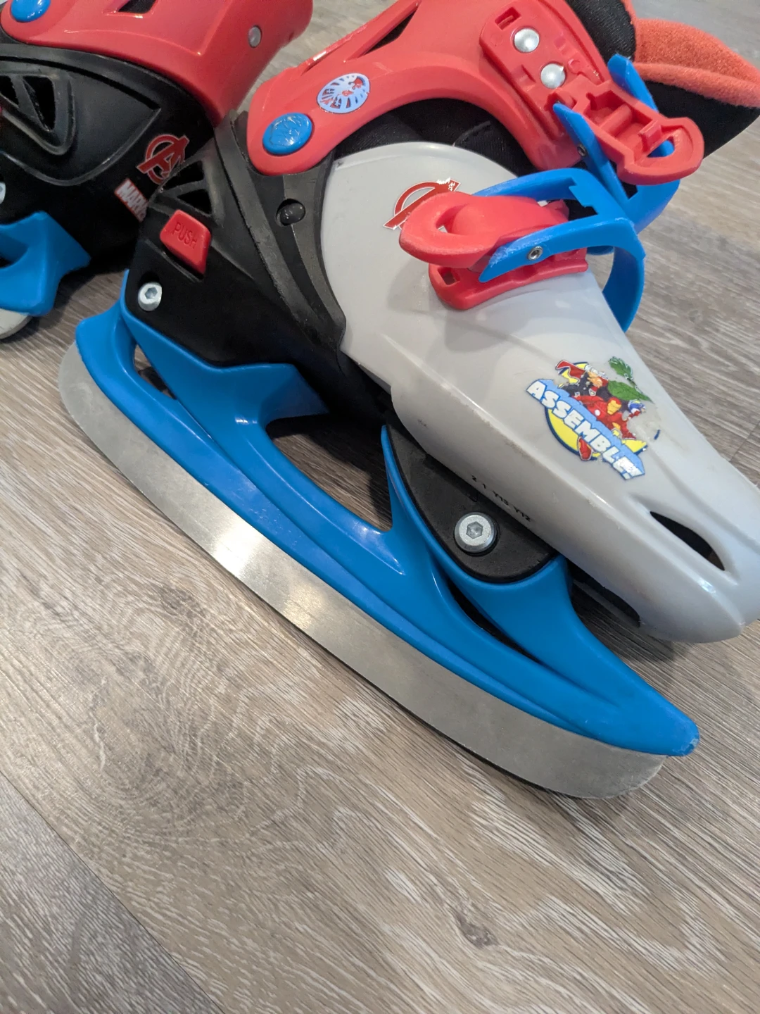 Avengers Adjustable boy Ice Skates - photo 5