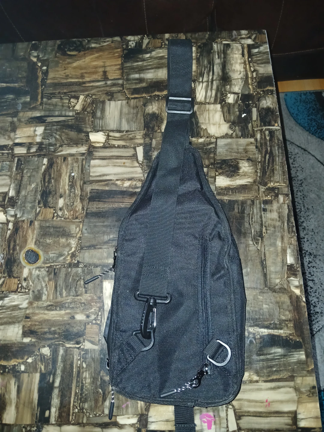 True Religion Sling Bag / Crossbody - Excellent Condition - photo 3