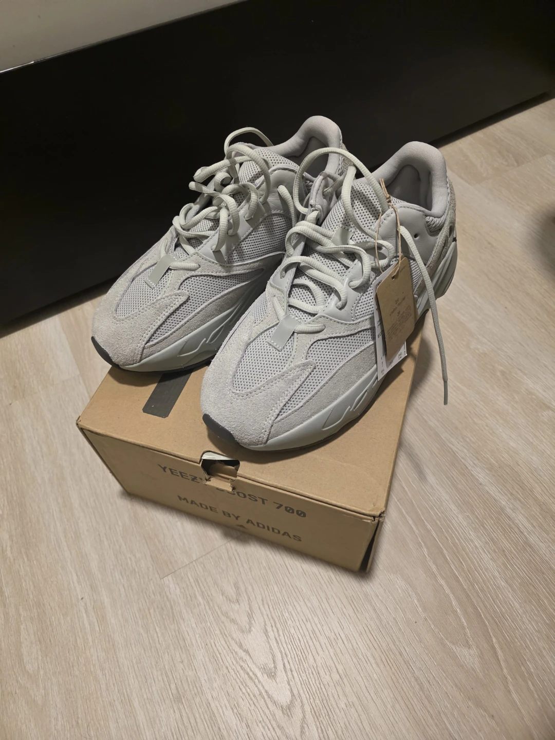 Adidas Yeezy Boost 700 MNVN - photo 3