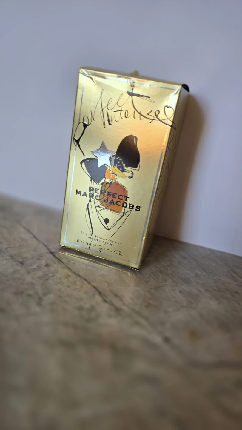 Perfumes para damas y caballeros - photo 4