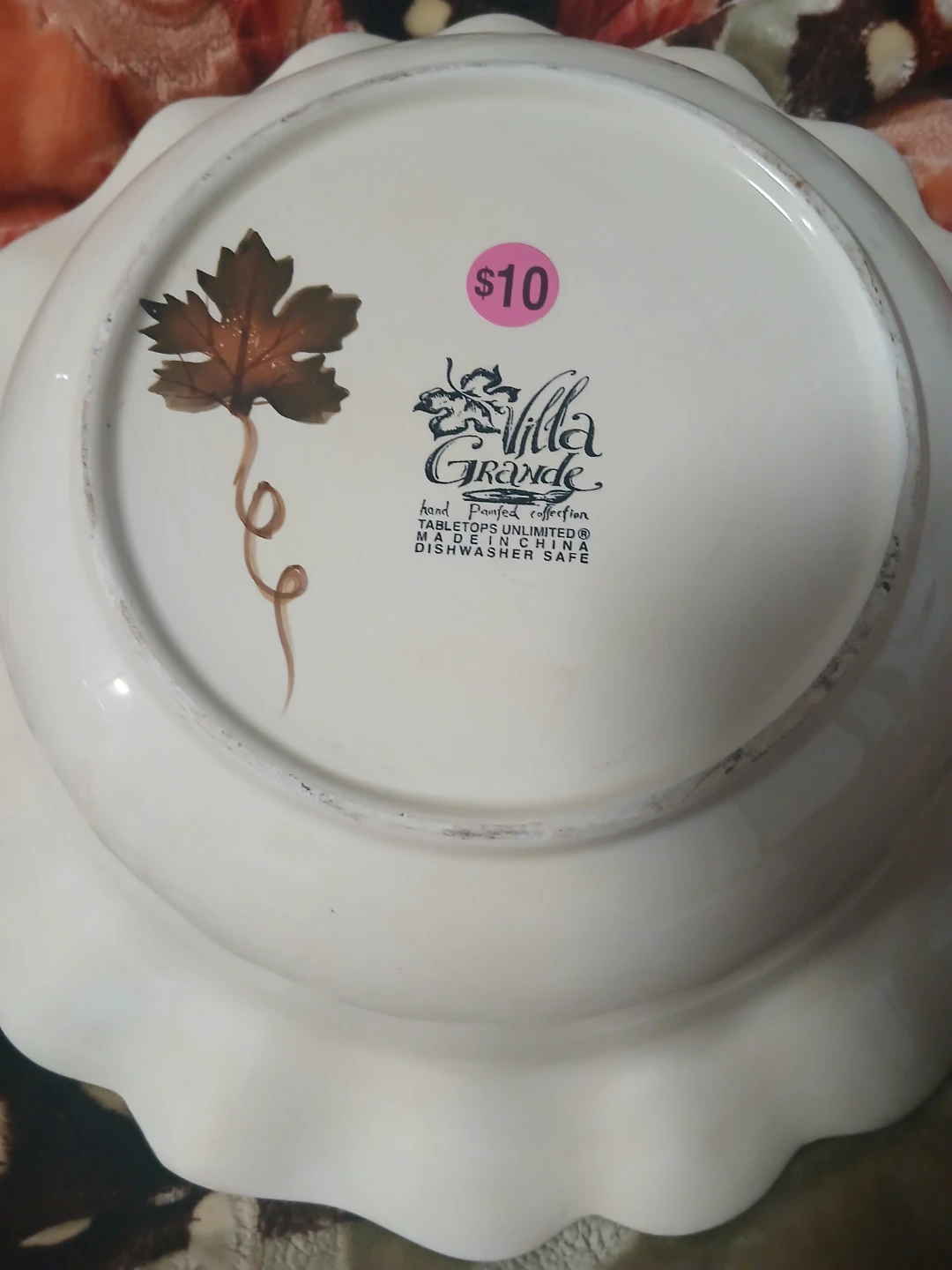Villa Grande serving bowl with grapes - photo 2