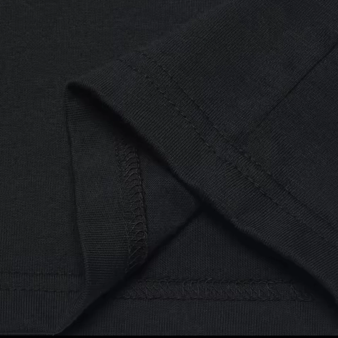 Black T-Shirt "Yes, They're Natural" D20 Dice Graphic - photo 4