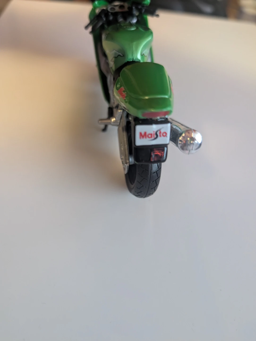 Green Kawasaki Ninja ZX-12R Diecast Motorcycle Model - photo 3